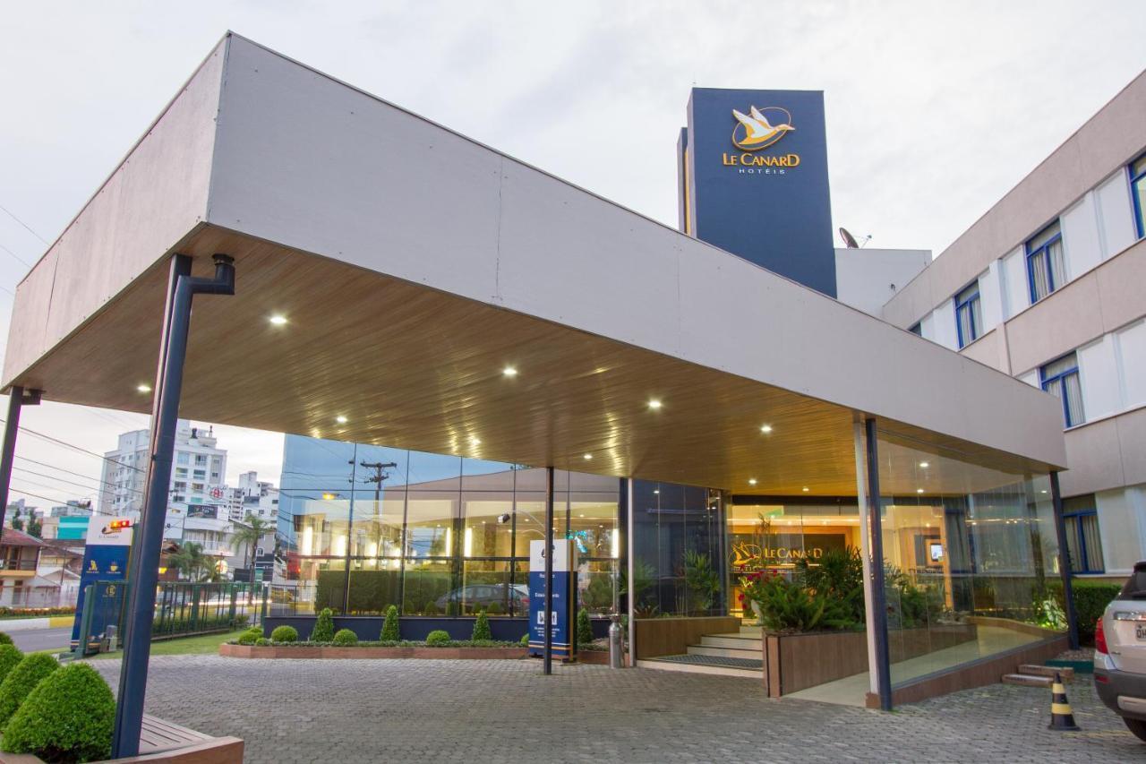 Hotel Le Canard Лажис Экстерьер фото