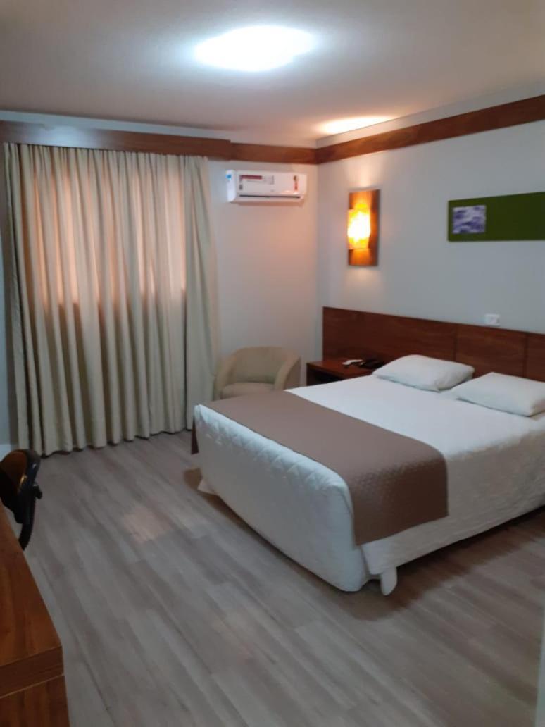 Hotel Le Canard Лажис Экстерьер фото